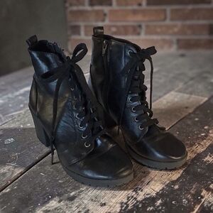 Goth Black Ankle Boots, Size 9.5, EU 41.5,Faux Leather, Zip Up, Whimsy